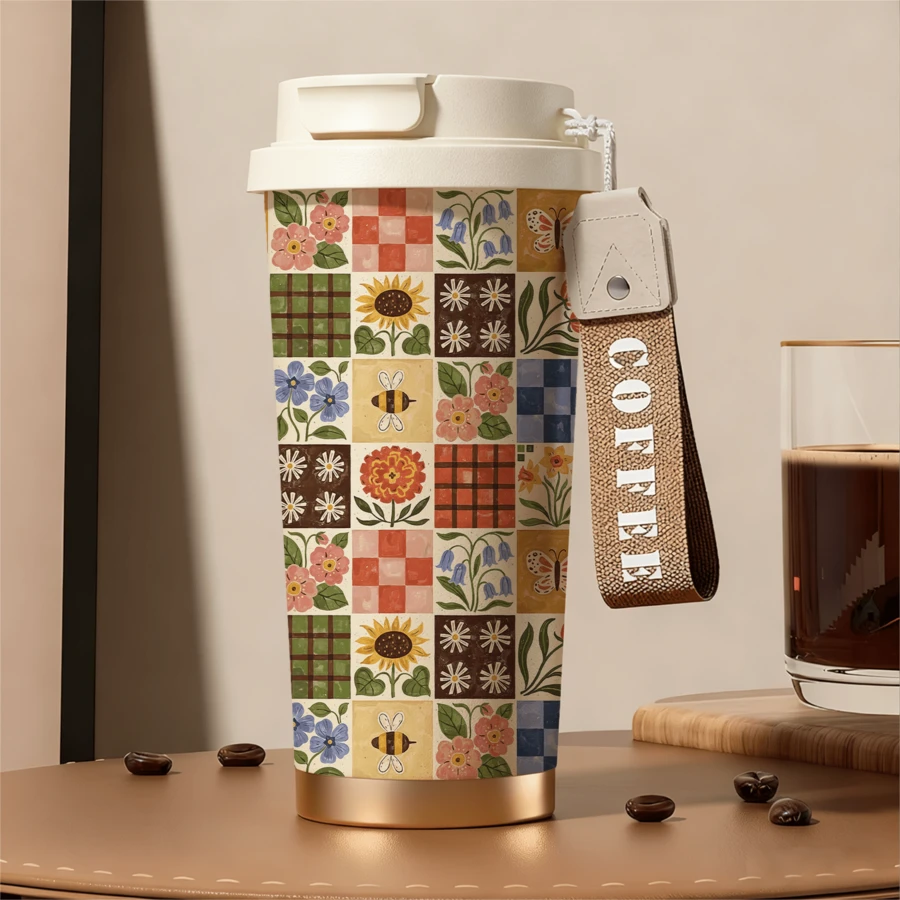 Taza de café aislada con estampado floral y de tablero de ajedrez Vintage 24H frío/12H caliente | Taza térmica de viaje con estética retro para picnic, oficina y campus | Regalo elegante para amantes del estilo cottagecore y estudiantes - Multicolor - Ver 1