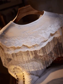 Khăn choàng ren hai lớp đính pha lê thủ công, phụ kiện váy cưới, khăn choàng vai đính pha lê hình đám mây trắng cho cô dâu. - trắng - Xem 3