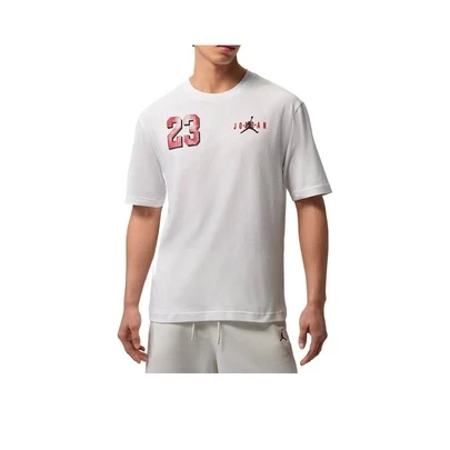  Áo thun Nike Sportswear AS UNSW TEE M90 OCREMIX kiểu dáng đơn giản, cổ tròn, tay ngắn, màu trơn.