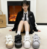 ブラック