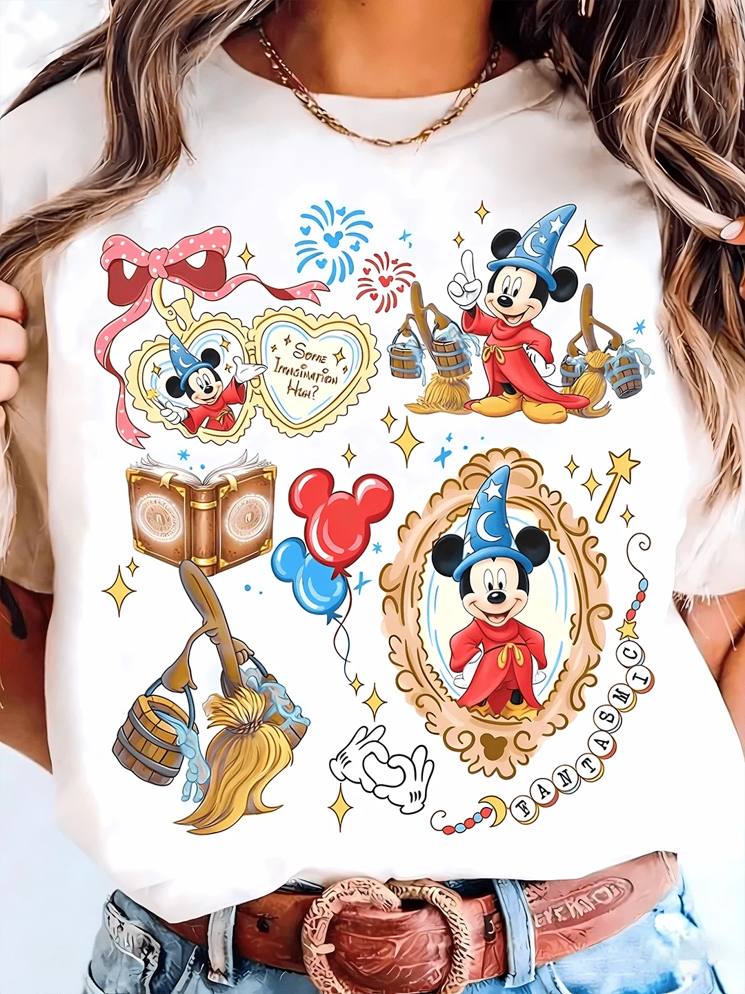 DisneyFashion Prints, Summer T-Shirts, Disney World Patchwork Prints, Suitable For Daily Wear, Easy To Wear In Summer, Micro-Elastic, Soft Round Neck Casual Daily Tops, Including Disney Fashion Prints, Round Neck Summer Sweatshirts, For Both Men And Women, Holiday Gifts. - trắng - Xem 1