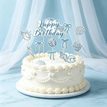 一套海洋主题生日蛋糕装饰，蓝色贝壳珊瑚蝴蝶结图案，包含1个大型“生日快乐”蛋糕装饰插牌和12个迷你纸杯蛋糕装饰插牌，适用于海洋主题生日派对、沙滩派对、美人鱼派对、夏季泳池派对、迎婴派对、男女婚礼装饰。 - 多色 - 查看 3