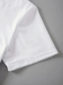 Este conjunto de dos piezas para mujer estilo Y2K presenta un estampado de dibujos animados. Es un conjunto de estilo veraniego con una camiseta y pantalones cortos, hecho de tela suave y cómoda, adecuado para entrenamientos, actividades al aire libre, fiestas y más. También es un bonito. - Blanco + Negro - Ver 7