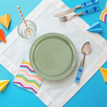 100/50/25/5 piezas Platos de papel gris verde Morandi, platos de postre para fiesta de cumpleaños, platos desechables para cena, platos para aperitivos, platos para frutas, platos de decoración para mesa de postres, accesorios de decoración para fiesta de sirenas, disponibles en 7 y 9 pulgadas, platos para ensalada, adecuados para pastel, ensalada, pizza, baguette, sushi, frutas, suministros de decoración de mesa - Multicolor - Ver 6