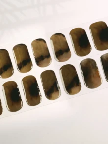 20片半固化凝胶美甲贴，持久耐用，专业美甲沙龙级品质，易于粘贴和卸除，需使用UV灯固化。 - 灰色 - 查看 6
