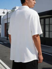 camisas para hombre Camisa casual de manga corta con botones de unicolor y corte holgado para hombre Ideal para salidas informales y vacaciones, con ropa ligera y fresca. - Blanco - Ver 3