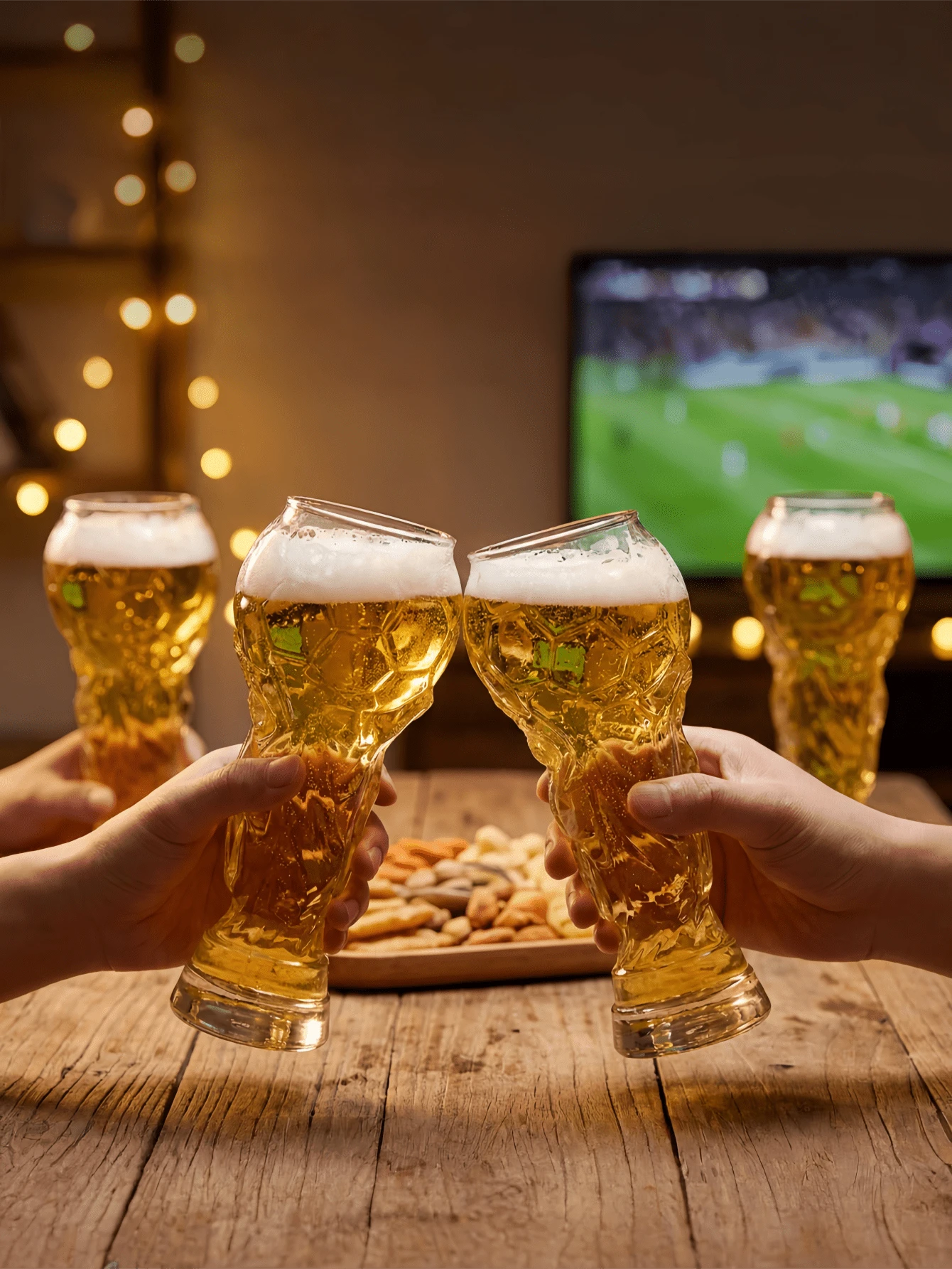 2026年世界杯足球啤酒杯 – 15盎司奖杯造型饮酒杯，适合观赛派对 – 高级足球周边商品及新奇礼品，送给足球迷