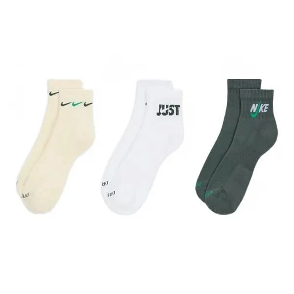 Kaos Kaki Olahraga Nike Nyaman, Cepat Kering, dan Bernapas, Unisex, Isi 3 Pasang - MultiWarna - View 1