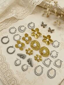 一套10枚时尚独特的随机款式卡片耳环，配有不锈钢耳钉。适合赠送给同学和朋友。女士耳环。钢色耳环。女士金色仿珍珠耳环。 - 精緻優雅 - 查看 3