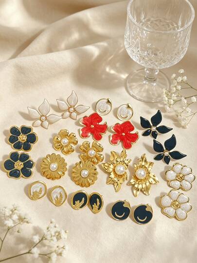 18pcs Of Fashionable And Unique Random Style Card Earrings Set, Stainless Steel Ear Studs, Suitable For Giving To Classmates And Friends. Women's Earrings, Black Droplet-Shaped Earrings, White Droplet-Shaped Earrings, Red Droplet-Shaped Earrings, Women's Golden Faux Pearl Earrings.