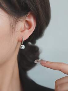 925银镀白金方形锆石吊坠双圈耳环，奢华优雅耳环，低过敏性，日常佩戴及女士礼品 - 白金 - 查看 6