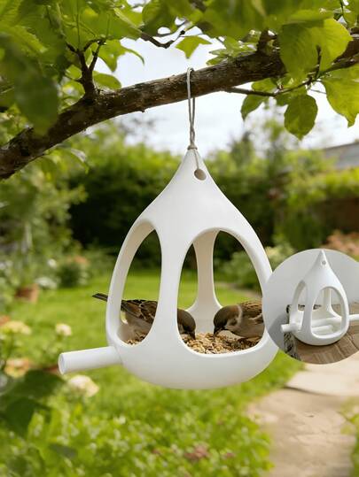 1 chiếc máng ăn chim nhỏ gọn, thiết kế hình cầu, chống đọng nước, có lỗ thoát nước, thích hợp cho các loài chim nhỏ như chim sẻ và chim ruồi, có thể sử dụng trong sân, rừng, dưới mái hiên.