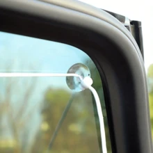1 Set Karomuster Seitenfenster Sonnenschutz. Atmungsaktives Gewebe blockiert UV und Hitze, erhöht Privatsphäre. Einfache Hakenmontage, passt für die meisten Fahrzeuge, praktische Sommer Auto Dekoration. - Mehrfarbig - Übersicht 4