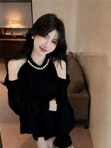 Blusa elegante de hombros descubiertos con volantes de unicolor negro para mujer - Negro - Ver 6