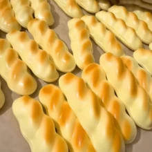 3件組超慢回彈軟手作糖果壓力球，可捏壓餃子，適用畢業派對、嬰兒洗禮、生日、玩具、生日裝飾、派對用品、奶油捏捏玩具、慢回彈捏捏玩具、生日派對用品、聖誕節、萬聖節禮物、派對遊戲、單身女派對用品、週年紀念，3/2/1件可選 - 多色 - 查看 5