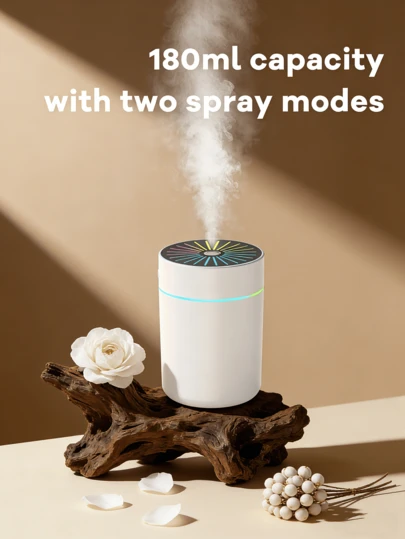 极简多功能加湿器，便携式USB供电，可选配精油香薰功能，产生细腻浓密的雾气，高效补水，静音桌面喷雾。适合家居装饰和馈赠女性。适用场景：空调房、卧室、酒店、办公室、宿舍、浴室、宠物房、瑜伽馆。
