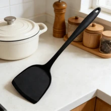 1/2pcs Black Silicone Spatula Or Slotted Turner, High Heat Resistant Seamless Non-Stick Baking & Cooking Spatula - Black - View 3