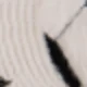 أبيض وأسود