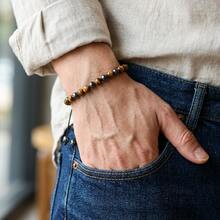 1条天然虎眼石手链，手工编织，男女皆宜，天然石手链，招财护身符，友谊手链，可调节设计，送给家人、朋友、母亲节、父亲节、毕业典礼的完美礼物 - 1pc - 查看 3