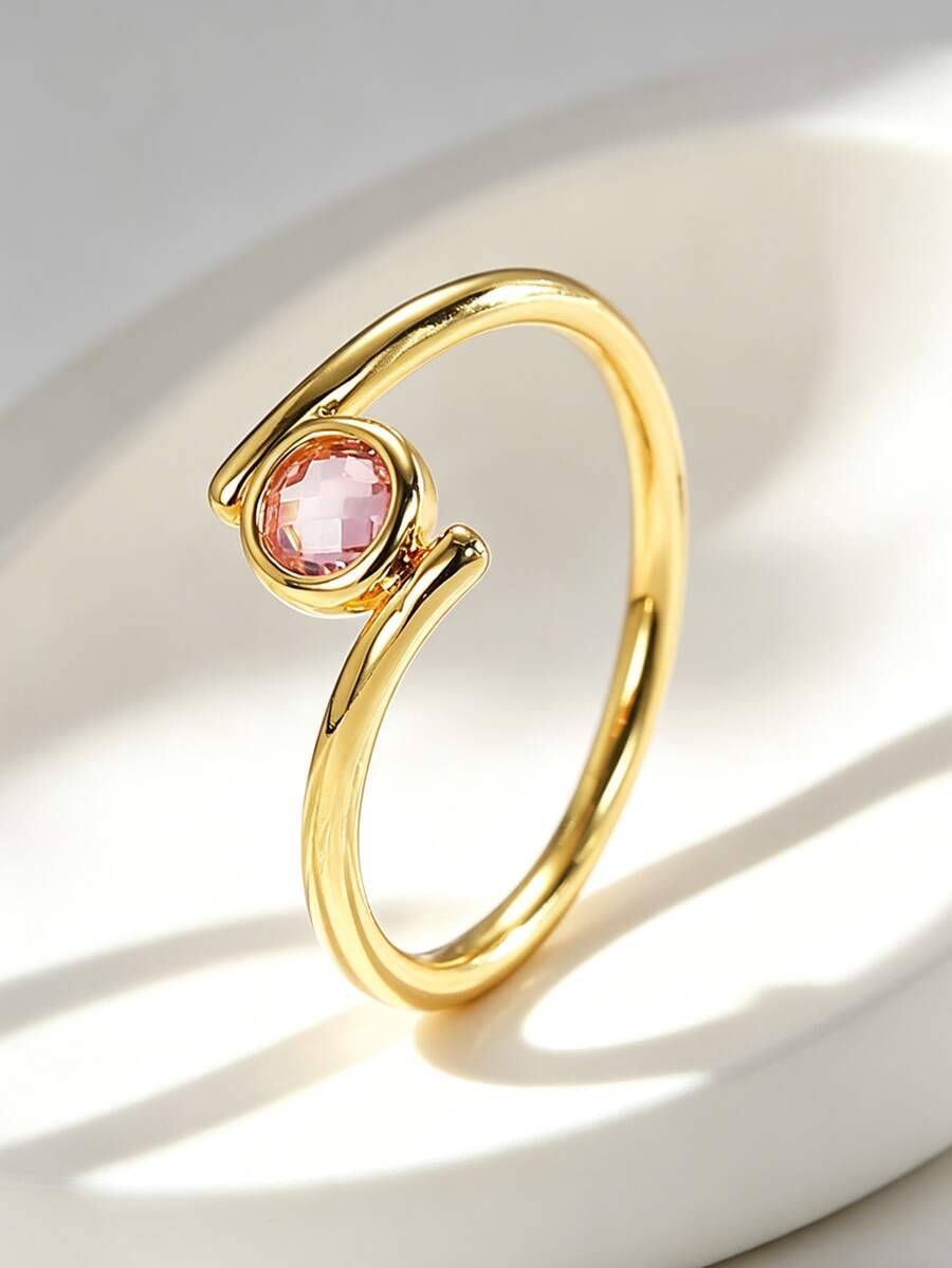 Charm-In 18K镀金粉色立方氧化锆戒指，简约缠绕式女士个性饰品 - 金色 - 查看 1