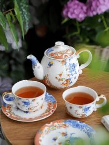 1 Set Hand-Painted Gold Rim Lotus Pattern Blue And White Ceramic Cup And Saucer Set, Unique Classical Asymmetrical Coffee Cup, Fusion Of Chinese And Western Floral Ceramic Cup And Saucer, Suitable For Afternoon Tea, Milk Coffee Cup, Dessert Plate, High-End Gift For Friends, Applicable For Home, Restaurant, Cafe, Gathering - Blue - View 8