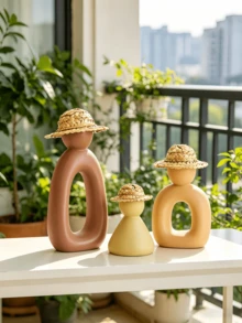 Modern Minimalist Abstract Three-Member Family Sculpture, Showcasing Harmonious And Warm Family. Elegant Shape, Soft Color Tone, Abstract And Vivid, Full Of Love And Warmth. Adds Beauty To Your Home. Best Gift For Birthday, Graduation - Multiple Styles - View 9
