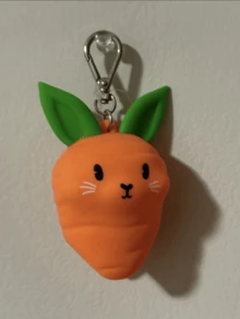 Keychain Holder Gel Holder Included At Random Bath B&BW Original Silicone And Glitter Figures Boot Flower Basket Cake Coquette Heart Seahorse Banana Suitcase Butterfly Christmas Cereal Milk Apple Villain Frosty Sausage - 橘色 - 查看 2