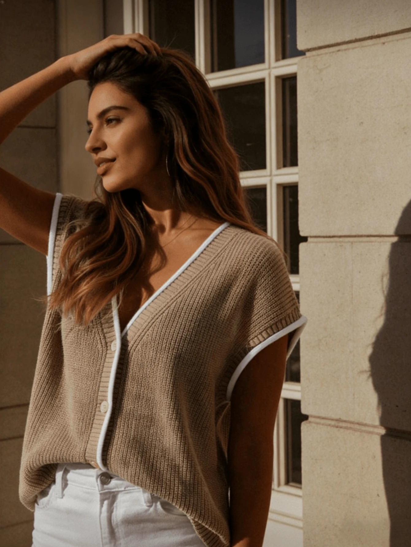 Chaleco de punto acanalado para mujer, con ribete blanco, ajuste regular, jersey casual, adecuado para vacaciones de primavera y otoño - Marrón - Ver 1