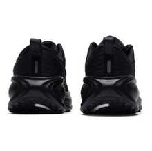 Giày chạy bộ Nike Vomero Plus thoải mái và đa năng dành cho nữ. - màu đen - Xem 6