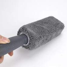 1 chổi cọ bánh xe ô tô cán dài, làm từ lông microfiber siêu mềm, nhẹ nhàng với bề mặt sơn mà không gây trầy xước, hiệu quả trong việc làm sạch bánh xe và lốp, dễ vệ sinh, phù hợp cho chủ xe, những người đam mê rửa xe kỹ lưỡng và người rửa xe tại nhà, lý tưởng cho việc rửa xe mùa xuân, các chuyến đi và bảo dưỡng xe hàng ngày - Chổi cọ chi tiết xe màu xám - Phiên bản xử lý - Xem 5