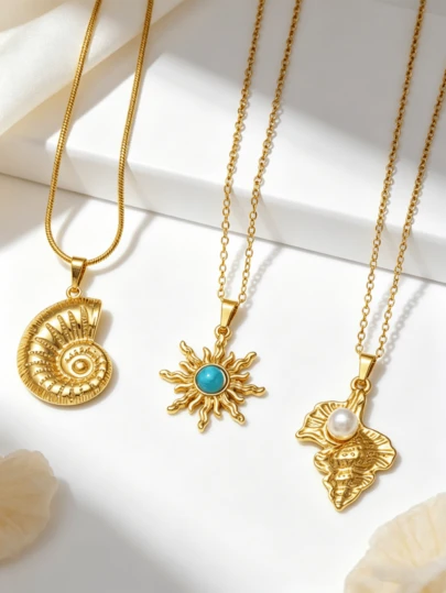 3件套不锈钢镀金心形、贝壳、四叶草、太阳系吊坠项链套装，百搭设计，可叠戴或单独佩戴，适合日常装饰或作为礼物。