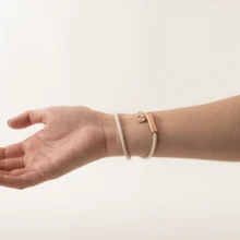 BLKSMTH Pulsera apilada de piel sintética con patrón grabado con láser en color oro rosa, regalo perfecto - Oro rosa - Ver 9