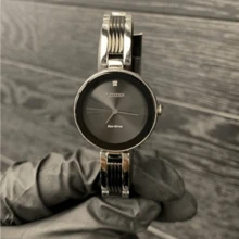 CITIZEN EX1538-50E 女士驾驶腕表，不锈钢双色手镯式表带，时尚黑色表盘，适合作为生日、周年纪念日或情人节礼物送给女友、妻子或姐妹。 - 銀色 - 查看 5