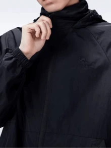 CAMEL CROWN 户外防晒夹克，男士春夏防风透气连帽夹克，防水运动外套 - 幻影黑 - 查看 3