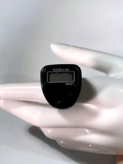 电子念珠计数器，指环式设计，二合一装饰计数器，可调节，佩戴便携，电池续航时间长，低功耗，适用于祈祷、冥想、健身、计数、人流统计等多种场景