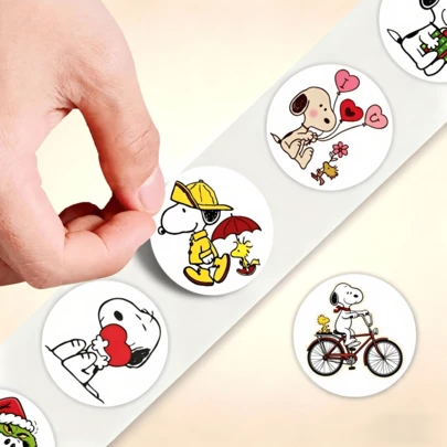  500pcs Snoopy Stickers Roll, Cute Cartoon Round Adhesive Stickers For Journal Notebook Laptop Scrapbooking, Gift Wrapping Decoration For Birthday Holiday Party Favors