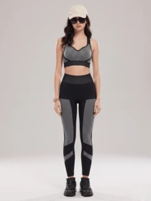 ZULIZ 两件套豹纹套装，无袖露脐背心搭配高腰喇叭裤，女士休闲运动服 - 灰色 - 查看 3