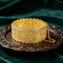 1 chiếc vòng tay kiểu Trung Đông, thiết kế rỗng hình hoa, đính đá lấp lánh, vòng tay hở cổ điển sang trọng, phụ kiện cô dâu dự tiệc. - Vàng - Xem 2