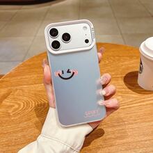 このレーザーエッチング加工された虹色の Apple 製携帯電話ケースは、特大のレンズ開口部と IMD テクノロジー、そして対照的な色のフレーム デザインを特徴としており、高い美観と実用性を兼ね備えた完璧な選択肢となっています。 笑顔アイコンケース  11  17e 手机壳  17e 手机壳 家族、恋人、友人、そして子供たちへのプレゼントに最適です。  S24 Ultra/16 Pro Max/S22 Plus/17 Pro/16 Pro/15 Pro/15/S23/ 13 Mini/17e/S23 FE/14 Pro/S25/12 Mini/12 Pro Max/S25 Ultra/16e/Apple  Air/14 Pro Max/16 Plus/13 Pro Max/16/ 13 pro/12/S22/S24/15 Plus/17 Pro Max/15 Pro Max/7/S22 Ultra/11 Pro Max/17/S23 Ultra/14/11 Pro/12 Pro/14 Plus/13 - ホワイト - チェックする 12