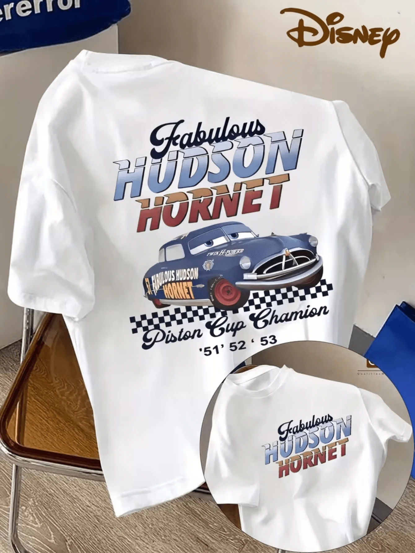[Disney Licensed]Disney Cars Fabulous Hudson Hornet Piston Cup Champion 51 52 53 Print Graphic T-Shirt, Men's Casual Short Sleeve Crew Neck Tee, Retro Racing Themed Streetwear Tops, Summer Daily Wear Front & Back Print Tshirt, Disney Officially Authorized Men's Short-Sleeved T-Shirts, Mens Clothes, Men, Ropa De Hombre, Summer Clothes, Men Shirts, Graphic Tees, Disney Outfits Men, Graphic Tees, Camisetas Para Hombre, Camisas Para Hombre, Summer Outfits For Men, Father's Day Gift, Perfect Gift For Family And Friends, Which Are Necessary For Birthday Parties, Disney Shirts, Mens Clothes, Summer Clothes, Officially Licensed Disney T-Shirts, Disney Men's And Women's Spring/Summer Fashion Casual Short-Sleeve T-Shirts - 白色 - 查看 1