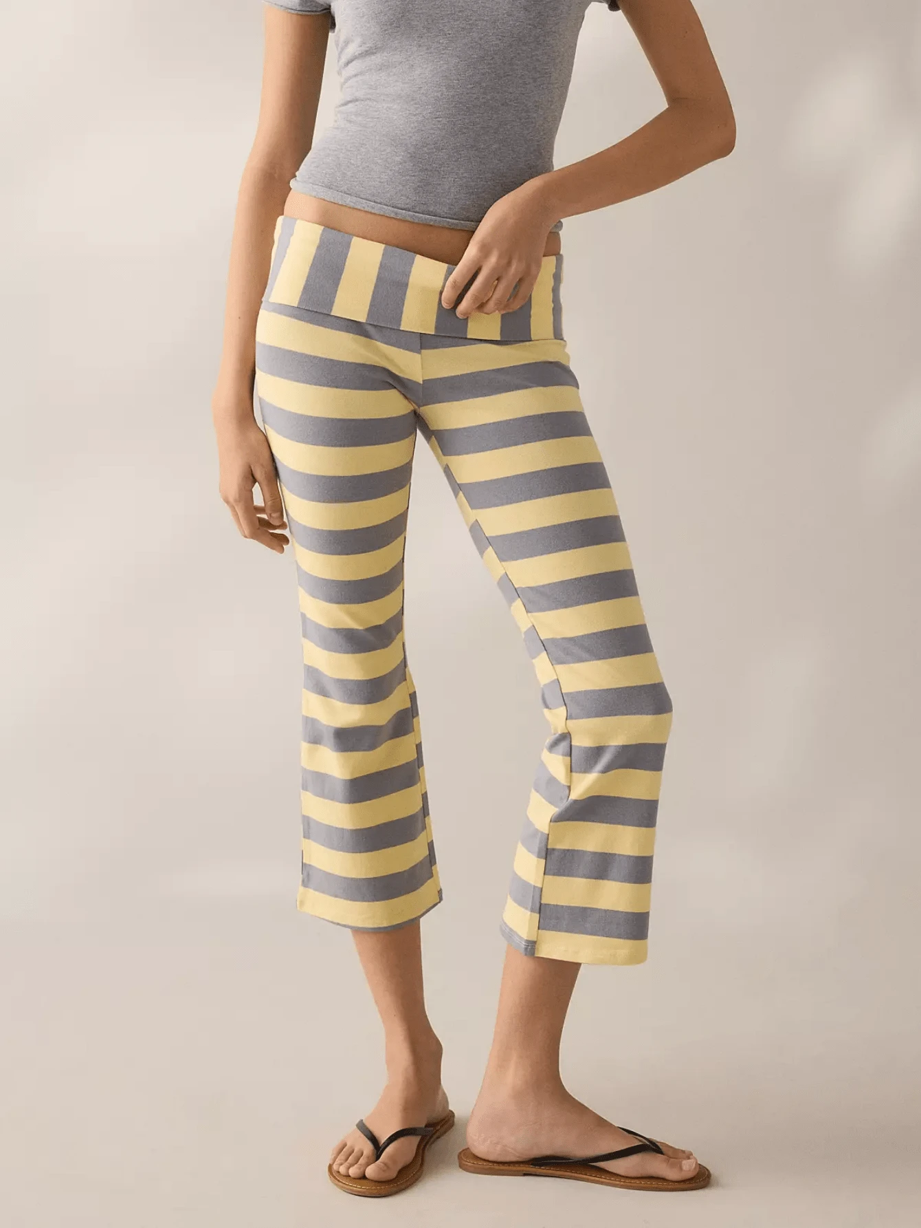 Y2K Fold Over Waist Flare Cropped Pants, White Slim Capri Leggings - 黃色 - 查看 1