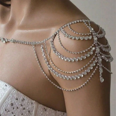 Catena da spalla multistrato con nappine e cristalli, accessorio gioiello per abiti da sposa e da cerimonia in stile bohémien