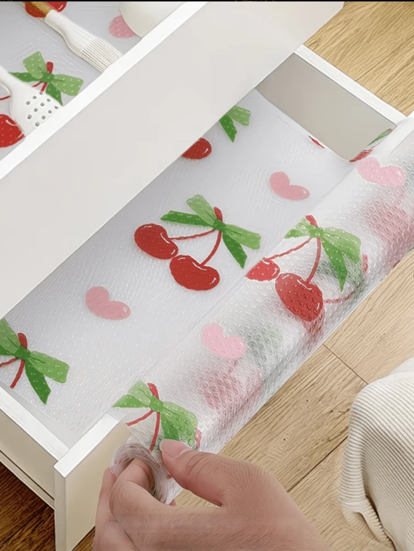 1 Roll Cherry Print Drawer Liner, Waterproof Oil-Proof Non-Slip EVA Shelf Liner, Moisture-Proof Cuttable Cabinet Mat For Kitchen, Wardrobe, Shoe Rack, Home Organization Essentials - Cherry Pattern - View 1