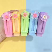Creative Spring Flower-Shaped Theme, Cute Creamy Puppy Retractable Eraser With Campus-Style Small Flower Design For Students, Essential Study Supply And Back-To-School Gift, Classroom Reward - Multicolor - View 6