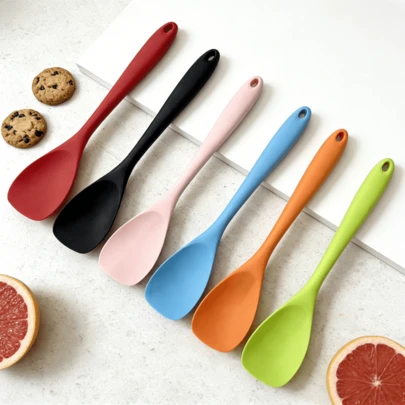 2/4 pezzi Spatola in silicone resistente al calore, raschietto morbido senza cuciture antiaderente, adatto per mescolare insalate, cottura, 6 colori
