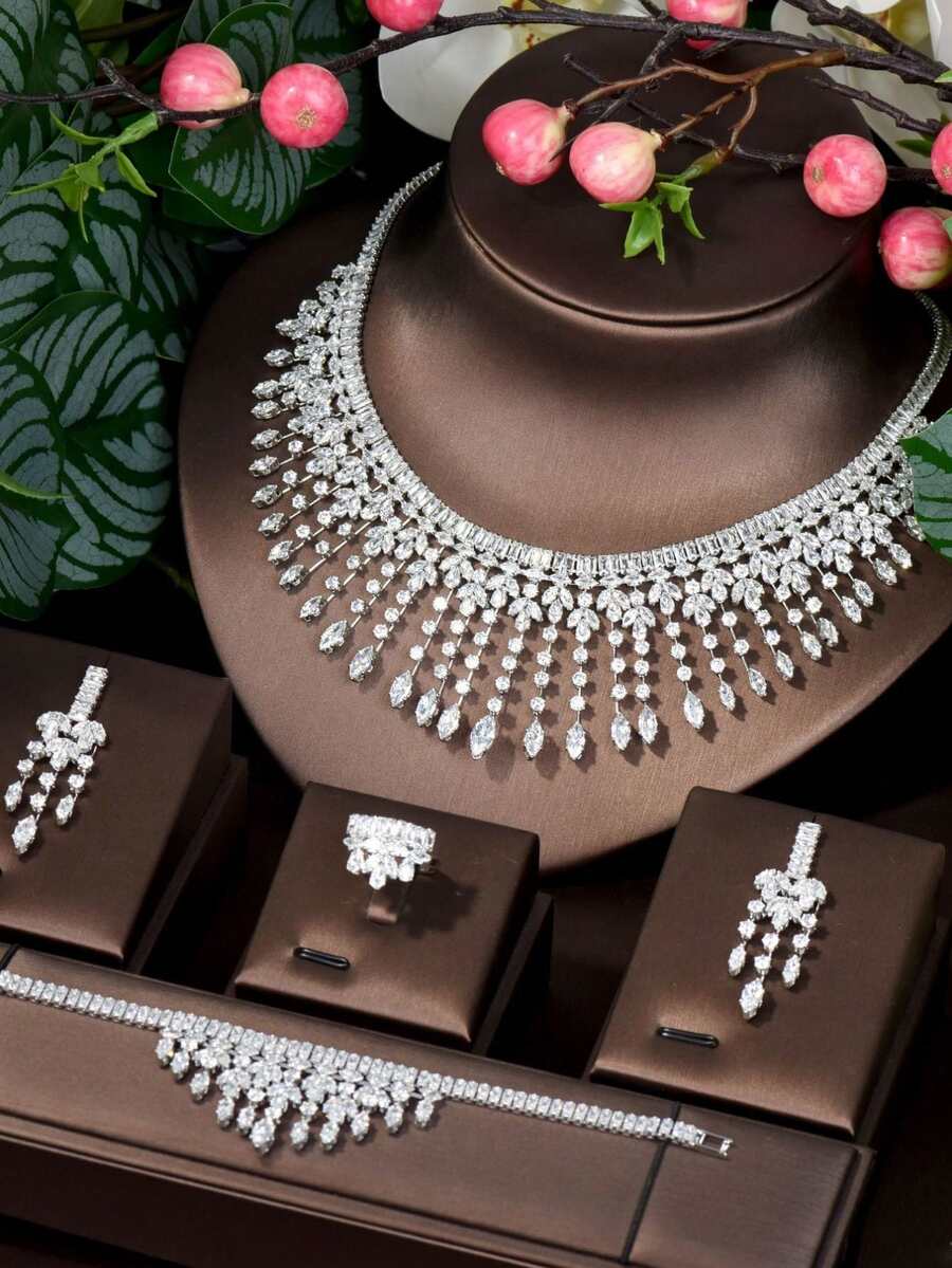1 Set de joyería con decoración de corona de circonita cúbica, adecuado para el uso de mujeres - Plateado - Ver 1