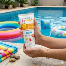 Protetor Solar Infantil FPS 50 de 500g ou 200g | Protege e Cuida da Pele - Turminha da Bagunça - kit com 2 - Visão 3