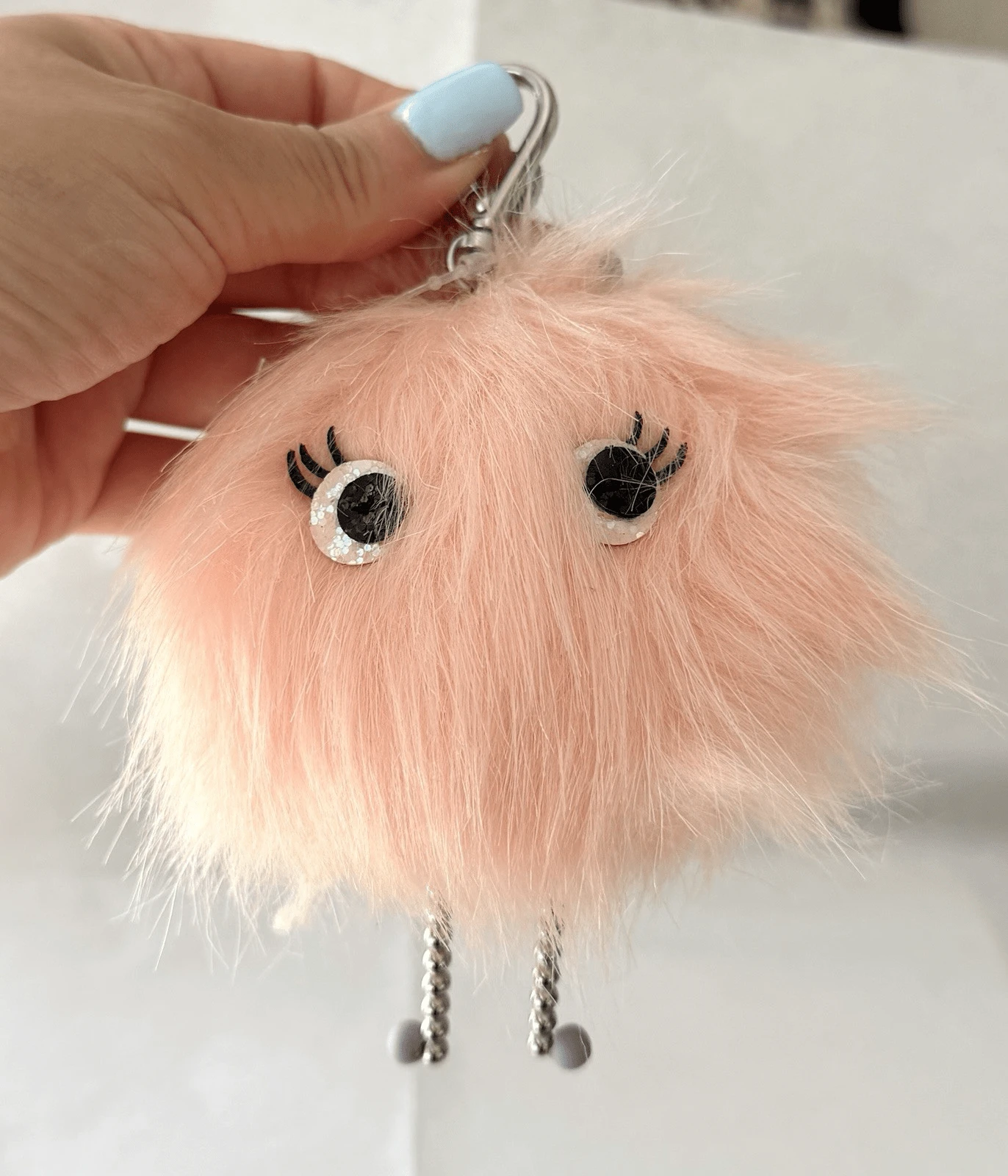 Keychain Holder Gel Holder Included At Random Bath B&BW Original Silicone And Glitter Figures Boot Flower Basket Cake Coquette Heart SEAHORSE BANANA SUITCASE BUTTERFLY CHRISTMAS CEREAL MILK Apple Villain FROSTY SAUSAGE Princesses Crown Castle Flamingo Carrot Chocolate Rabbit Turtle - 杏色 - 查看 1