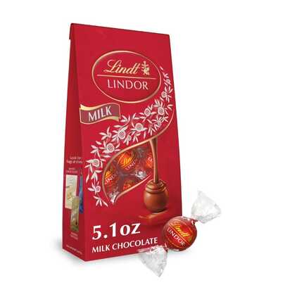 Lindt LINDOR Milk Chocolate Truffles Candy Bag, 5.1 Oz