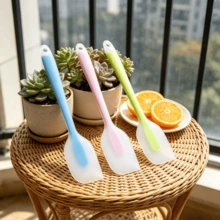 2/4pcs Set Multifunctional Heat-Resistant Silicone Spatula, Cake Icing Scraper And Baking Scraper, Baking Tools, 3 Colors - Multicolor - View 4